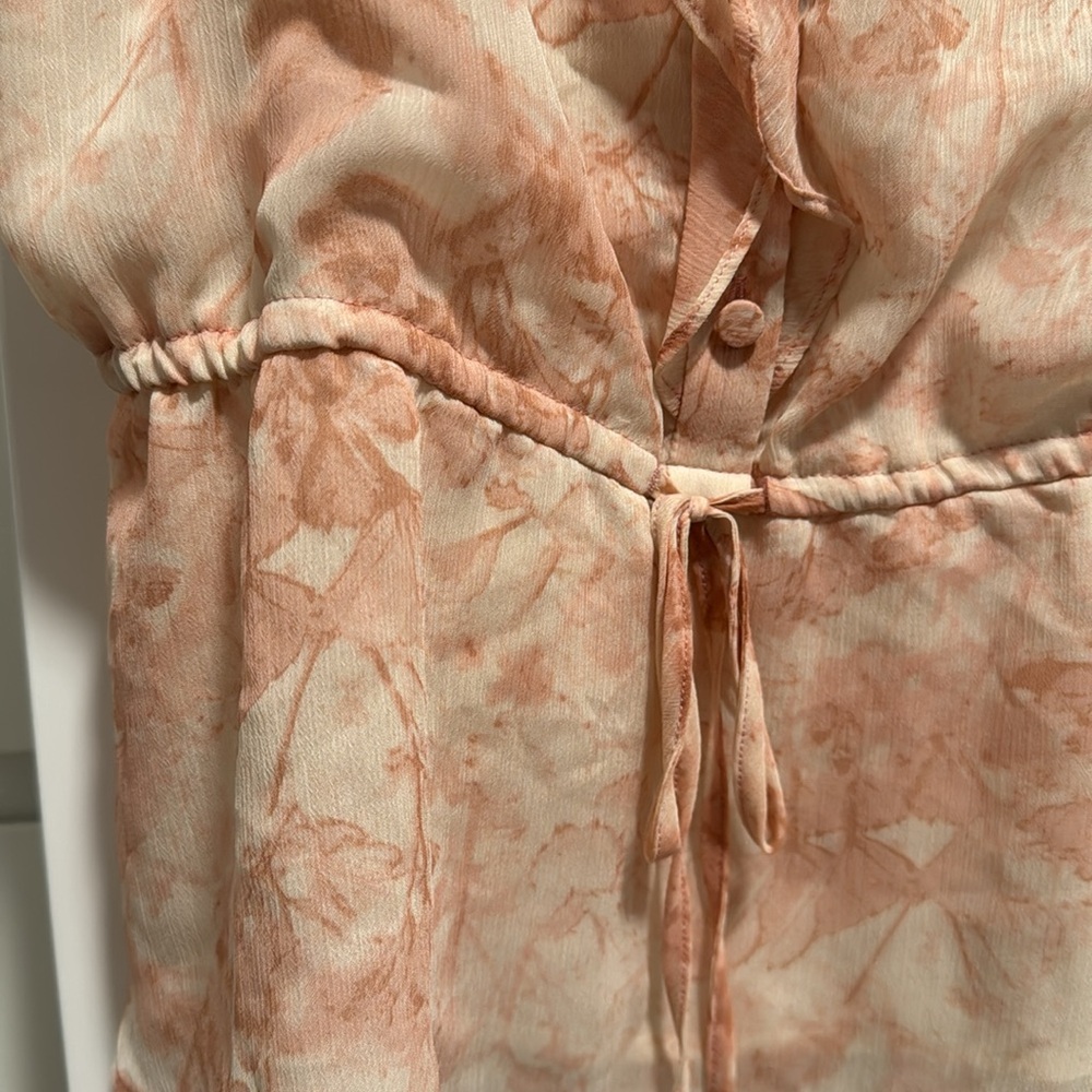 EXPRESS Floral Drawstring Tie Waist Ruffle Cami - Picture 4 of 4